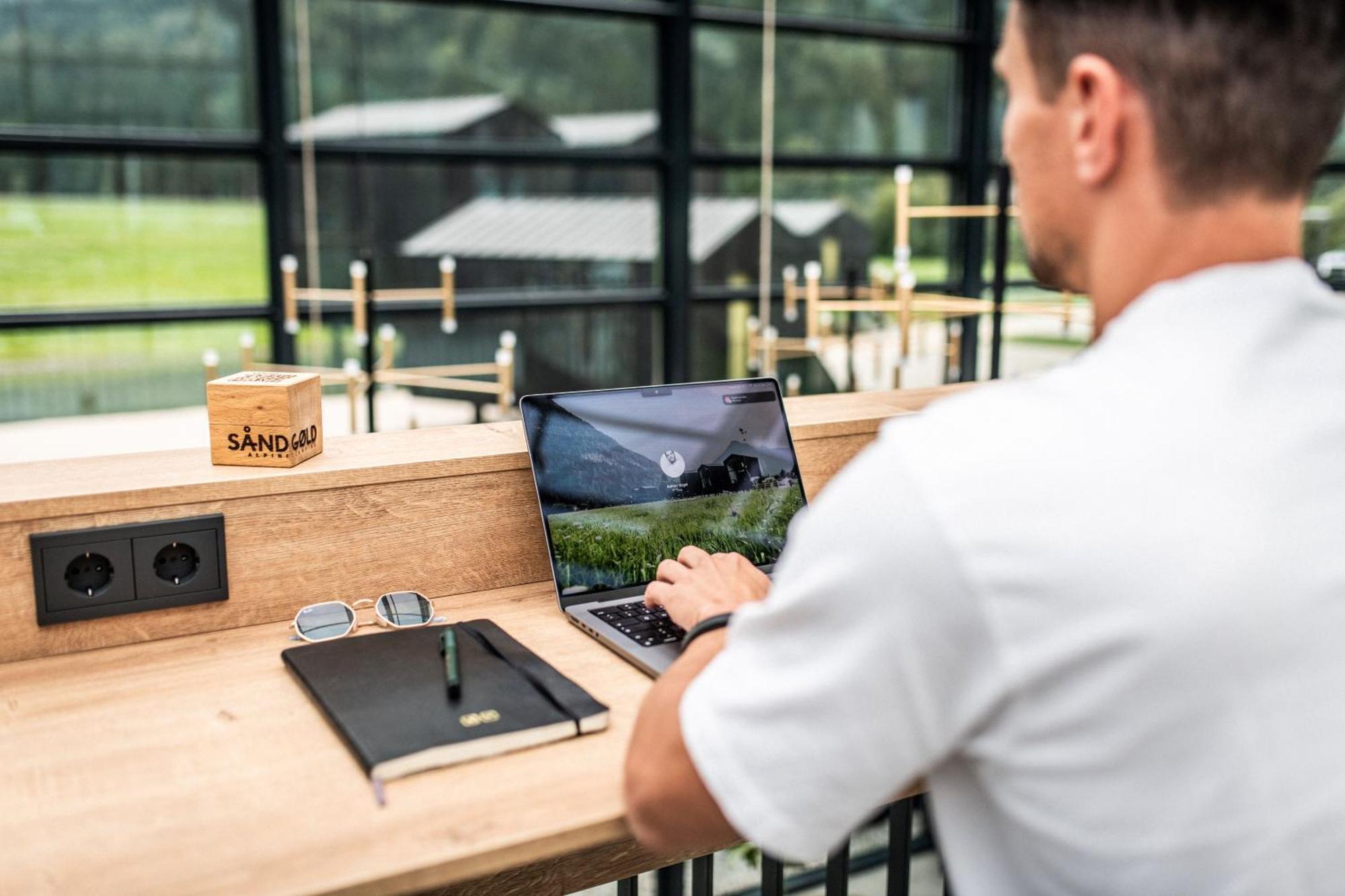 Sandgold Alpine Glamping Campo Tures Exteriér fotografie